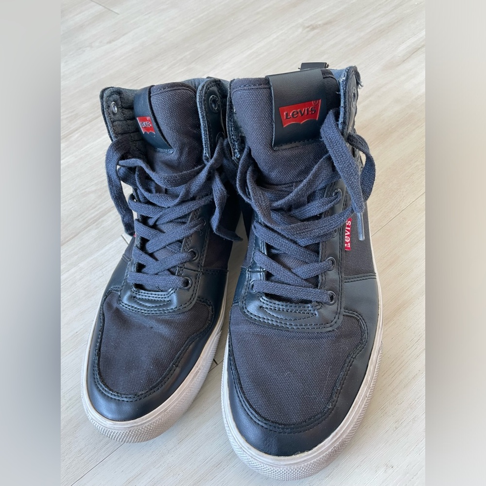 Levi Men’s High Top Sneaker